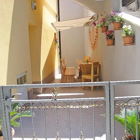 Apartment Iris * Trogir