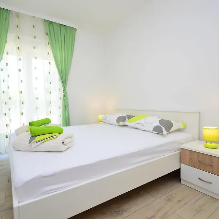 Apartment Iris * Trogir